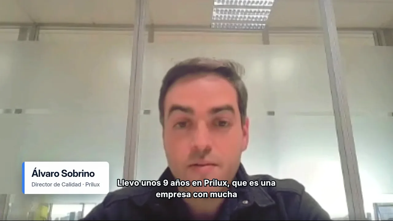 Álvaro Sobrino, Leiter Produktqualität bei Prilux, während des Interviews
